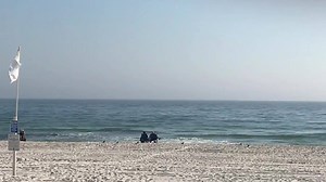 9.4K views · 343 reactions | It’s 77 degrees and sunny in Orange Beach. Not too bad for Dec. 22, huh? A few folks are lucky enough to have their toes dipped in the sugar-white sand this afternoon. | City of Orange Beach | Facebook