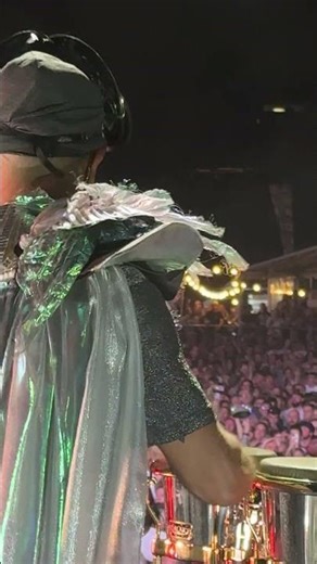 Meet Oli Savill 🪘