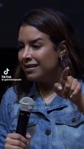 Amanda Mendes no TikTok