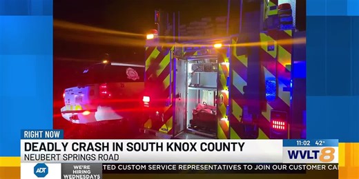 Rural Metro responds to deadly Knox County crash