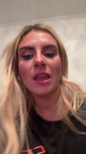 Chloe Burrows (@chloeburrows)’s videos with original sound - Chloe Burrows