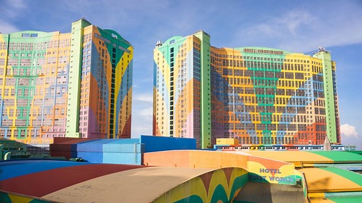 Genting's First World Hotel is the largest hotel in the world