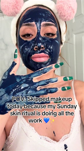 I’ve been using this Nila Blue Powder for weeks and it’s honestly the best glow-up product I’ve tried. It gives me smooth, bright, makeup-free skin — every single time 💆🏽‍♀️💫 From @GlowTech Haven ✨ My skin feels soft, clear, and even-toned 💙 100% natural indigo (for brightening calming) 📉 Reduces dullness improves skin texture 🧖🏽‍♀️ Weekly self-care ritual you’ll fall in love with 🚨 Limited stock! Don’t miss your glow-up! #glowingskin #facemaskroutine #softgirlglow #skincareroutine #natu