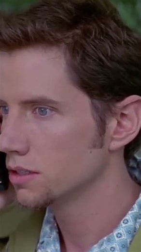 ghostface call Randy off of scream 2