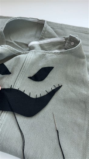 Tracie めぐみ  on Instagram: "DIY Halloween costume ideas: Oogie Boogie from the Nightmare Before Christmas 瑱 The goal is to create costumes out of items already at home. Here we’re turning an overall dress from my closet into an Oogie Boogie look! #diycostume #oogieboogie #nightmarebeforechristmas #thenightmarebeforechristmas #halloween #costumeideas"