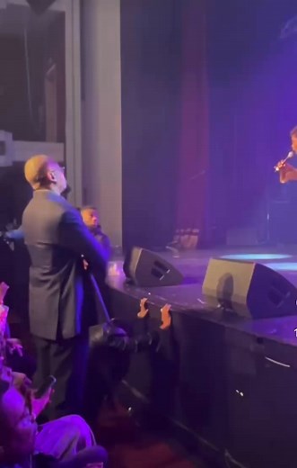 45K views · 3.7K reactions | Félicitations à la soeur Rosny Kayiba pour la réussite de son concert à Bruxelles  | Musique chrétienne cd | Facebook