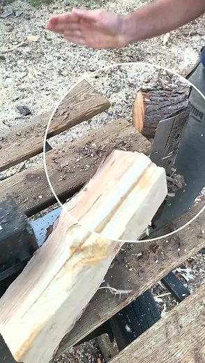 🥇Log SPLITTER machine⚙️#woodworking #firewood | Isabelle Thompson
