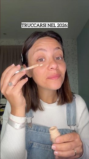 HOW TO APPLY MAKEUP in 2026 with tips from the web 😅😤🤯!! Does anyone know how to do it?