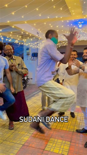 Jibran Marfa on Instagram: "SUDANI dance on Jibran MARFA #viral #instagram #marfa #video #viralvideos #viralreels #instareels #videos #instagood #virel #sudani"