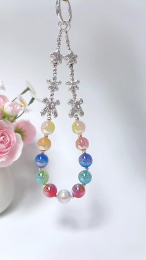 #fyp #foryou #foryoupage #diy #diycraft #handmade #chain #phonecharm #phonechain #diyproject #bead #beads #beadsjewelry #handmadecraft #handmadebag #handwork #fypシ #fypシ゚viral #fashion