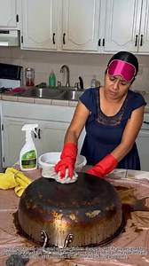 Rental Kitchen Grease Cleanup: Before and After Deep Clean