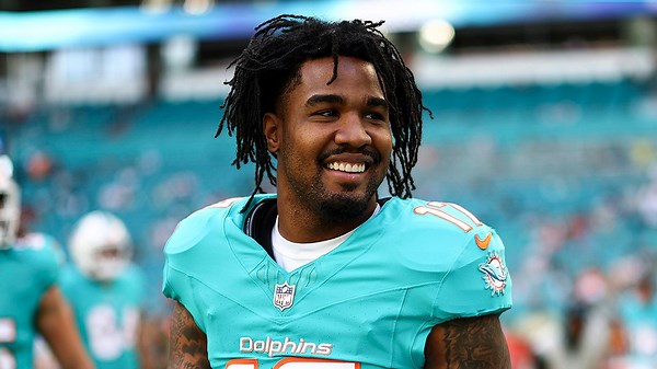 Dolphins sign Malik Willis to 3-year deal, Is this a good move for Miami? | The Herd