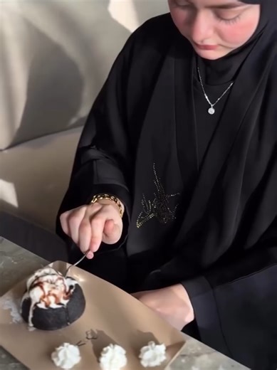 Exploring Simrin Lubaba's Journey in Bangladesh