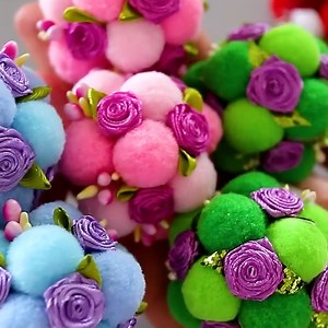 205K views · 1.5K reactions | Pom Pom Elastic Band 笠 | MiLena Handmade | Facebook