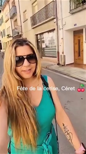 Fête de la Cerise à Céret 🍒 | Ambiance catalane dans les Pyrénées-Orientales