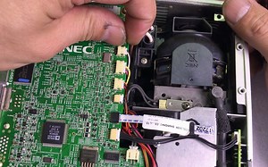 NEC投影机红灯闪6下，到底是哪里坏了？