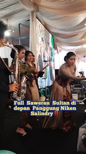 Full Saweran Sultan di depan Panggung Niken Salindry‼️#nikensalindri #saweran #mayangkara #short