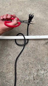 16K views · 162 reactions | how to tie cable ties in an easy and secure way #cableties #cablemanagement #zipties #diy #howto #lifehacks #organizing #security #tech #diycablemanagement #cabletiehacks #ropemaking #knottylife #knottypro #knottytip #knottytrick | The Handyman's Haven | Facebook