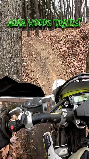 Riding through some of the woods trails at AOAA! Husqvarna te150 #husqvarna #te150 #te150i #husqvarnate150i #husqvarnate150 #twostrokelife #twostroke | Smightification