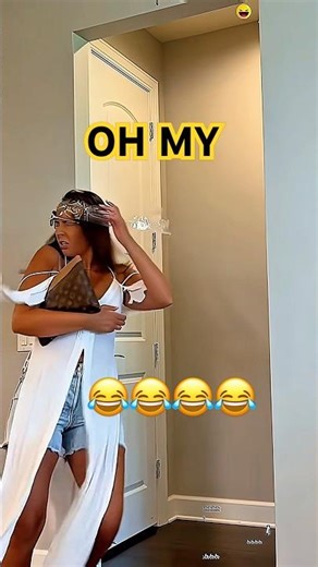 👉 “People Don’t See It Until It’s Too Late pt 2 don’t laugh #prank #funny y