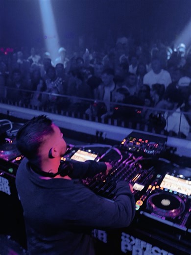 1.2K views · 42 reactions | Jonas Blue on Reels | Facebook