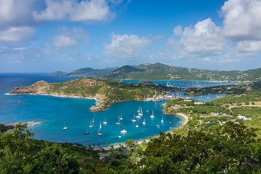 12 Best Dive Sites in Antigua and Barbuda in 2026
