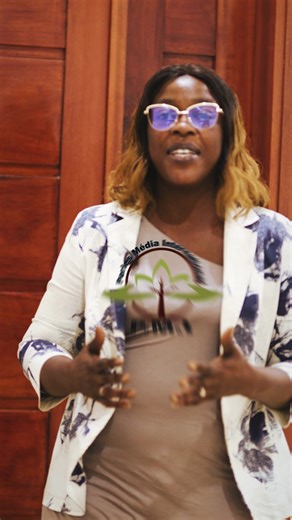 Elle a commencé comme agent commerciale , elle s’est fait distinguer grâce à son sérieux, son engagement et sa détermination, évoluer jusqu’au poste de responsable commercial. Dès son arrivée, elle a bénéficié d’un accueil chaleureux et d’un accompagnement constant, qui lui ont permis de développer ses compétences et de prendre confiance en elle. Cette promotion est pour elle une véritable source de motivation et une raison de continuer l’aventure, de grandir et de contribuer pleinement aux obje