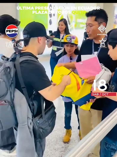 🔥 ¡El movimiento llegó al Ecuador! 🔥 @Movimiento Original (oficial) pisa suelo ecuatoriano para encender el escenario con su vibra y flow inconfundible. #boombap #hiphop #bubaseta #movimientooriginal #plazadetoros