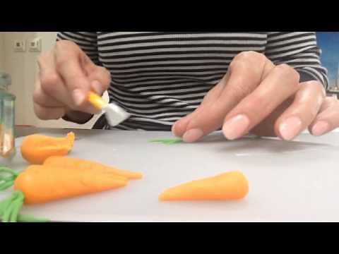 How to make a fondant carrot topper for cupcakes