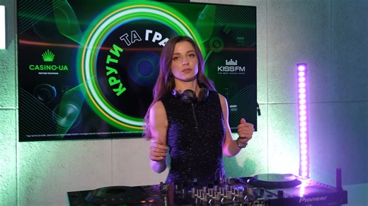 43K views · 1.1K reactions | Alisha DJ is playing Martyre & Nihil Young - Shining (Nihil Young Mix) on DJanes.Net | Radio Intense | Facebook