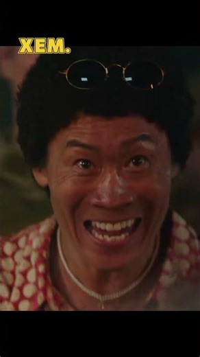 Review of the movie "Laughing Across Borders"