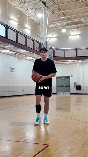 251K views · 788 reactions | Let’s start teaching kids how to actually cross the ball! Follow for more. #basketball #hoopersofinstagram #nba #dunk | Sean McCurdy | Facebook