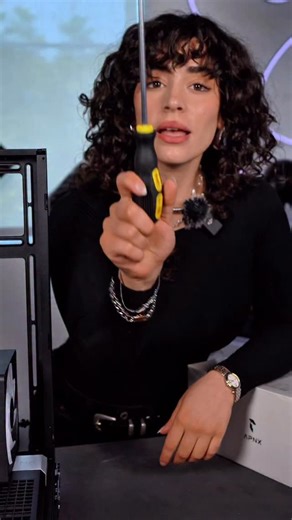 46K views · 192 reactions | This is such a cool case if you’re looking to show off every component in your PC, super sleek, clean and great airflow.  link in bio to learn more about it The price is currently $159.99 on Amazon. . . . #halloftech #techbaddie #apnx #pc #pccase #BuildYourStory #ApnxV2 #gaming #pcbuild | Hall Of Tech | Facebook