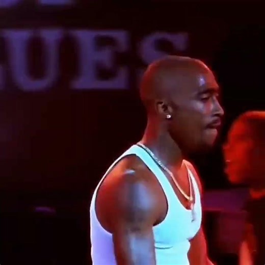 Hit Em Up Tupac Shakur
