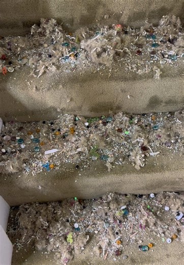 Satisfying Crunch Sounds with a Vacuum Cleaner