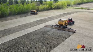 19 reactions | 1️⃣ operator + 2⃣ seeders = #CdnAg History! Using a traditional seeder (60') and Raven Precision OMNiPower (30') with Raven Slingshot for coverage map & data, OMNi completed 30% (43/142 ac) to improve efficiency during #Plant22 | Olds College of Agriculture & Technology | Facebook