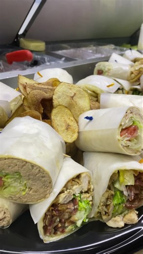 Nor’Eastern Party Trays – turn any blizzard into a feast! 💨🌧️🥩🧀 📍 498 Beverly Rancocas Rd, Team Willingboro NJ 📞 609-871-5588 🌐 Order online: https://my-site-109335.square.site The Original Gaetano’s 🔥 Stormy Skies Specials: 🥩 3 Cheesesteaks — $30 🍕 2 Large Pizzas — $20 🍕 🍗 🥤 Pizza 18 Wings 2L — $29 Stay cozy, eat big, and let the Nor’easter come! ❄️ | Gaetano's of Willingboro