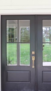 We can’t get enough of this welcoming Virginia farmhouse! 🥰 Interior designer @thegoodmanhouse designed her home with moody tones, vintage layers, and heartfelt heirlooms that make every corner feel cozy and collected. Watch Brittany’s full #Homeworthy tour on HOMEWORTHY.COM!! #homeworthy #crozier #richmond #virginia #interiordesign #cozyhome #hometour #farmhousestyle #vintagecharm | Homeworthy