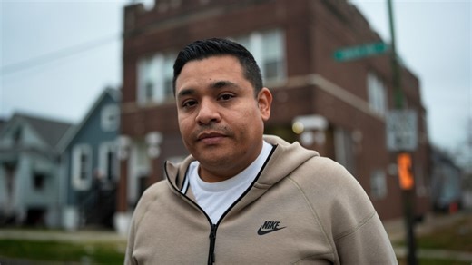 These are the sights and sounds of Trump's immigration crackdown in Chicago