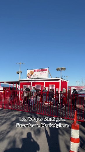 Exploring the Outdoor Swapmeet Experience in Las Vegas
