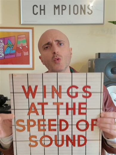 Paul McCartney sa scrivere solo canzoncine d'amore. la storia dietro Silly Love Songs dei Wings @Paul McCartney #thebeatles #paulmccartney #wings #musicpodcast #funfact