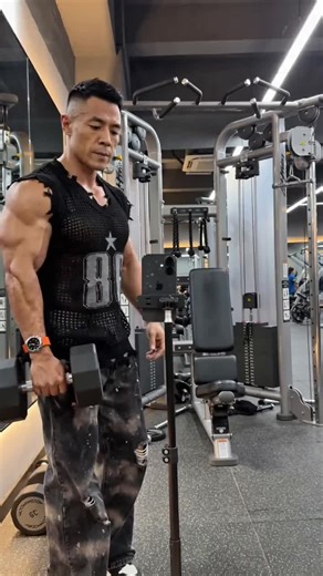 Stylish Sport Mesh Tank Tops for Fitness Enthusiasts