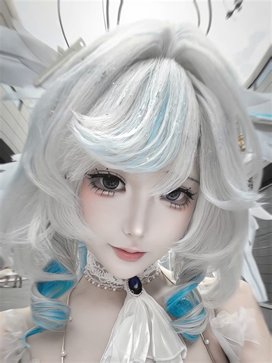 Xiaohongshu Cosplayer: 无敌霸王龙