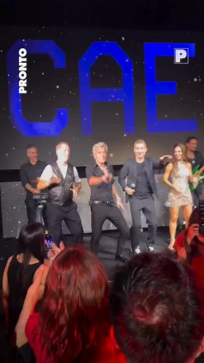 Revista Pronto on Instagram: "Así fue el divertido baile de Adrián Suar -junto a Cae- en el cumpleaños 60 de su hermano Paul @elchuecosuar @caerocklover #revistapronto #pronto #baile"