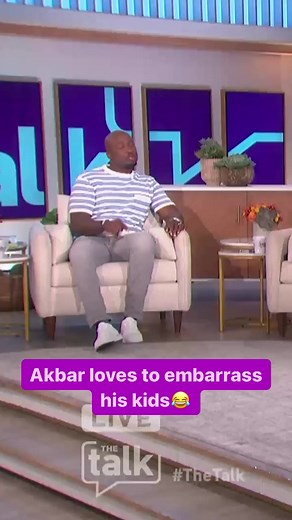 What’s the fun in being a parent if you can’t embarrass your kids?😂👨‍👩‍👧‍👦 #parents #kids #embarrassing | The Talk