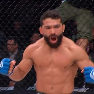 𝗕𝗔𝗡𝗚𝗘𝗥 𝗔𝗟𝗘𝗥𝗧 🔥 2023 PFL Featherweight World Champion Jesus "El Mudo" Pinedo and Patricio Pitbull Freire finally settle the question on who seizes the Featherweight throne 🏆 #PFLvsBellator | #RiyadhSeason | PFL MMA