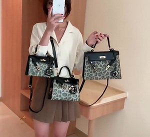 New Arrival Taking pre-order • Code-BG459 • Price-1450 Tk • Color classification: Same as image • Visit our collection→ t.ly/Ag3S | Ziziko | Facebook