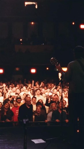 A little special love for Chicago. Thanks for another unforgettable Thalia Hall experience #concerts