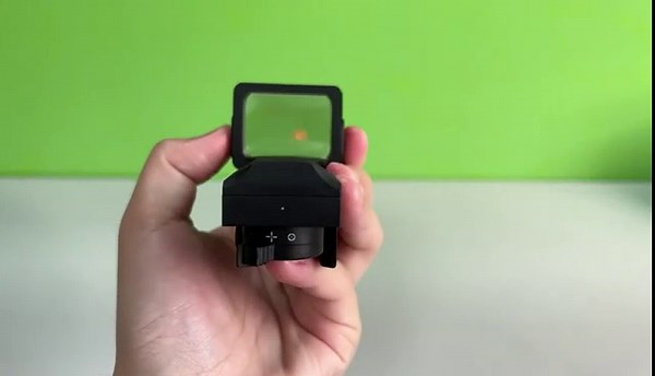 Red Dot Sight Green Dot Sight Scope Reflex Sight Adjust 4 Reticle 5 Brightness Optics Sight with 20mm Picatinny Rail Mount Anodized Black