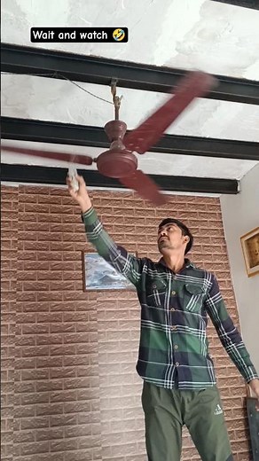 Remote Se Chalta Hai 😭🤣 | Comedy Shorts | Funny Video | #shorts